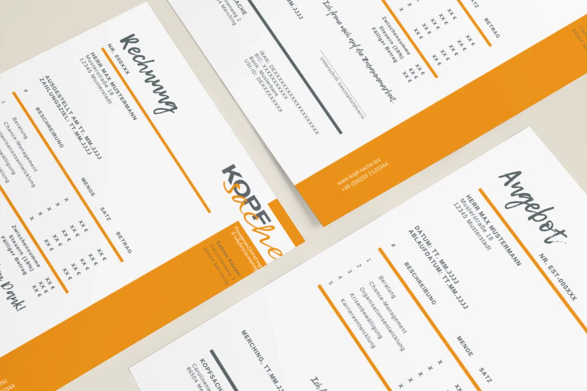 Bild mit mehreren Accessoires zum Thema Webdesign mit gelben Hintergrund